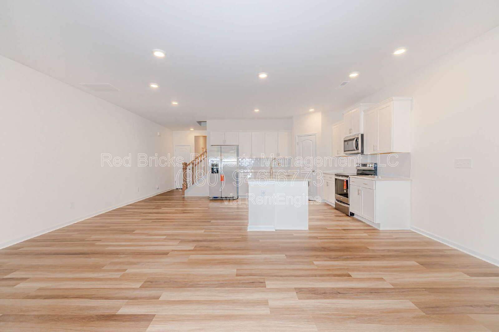 Like-New 4BR Townhome with Dual Primary Suites & Loft! property image