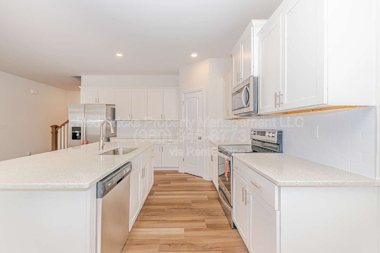 Like-New 4BR Townhome with Dual Primary Suites & Loft! property image