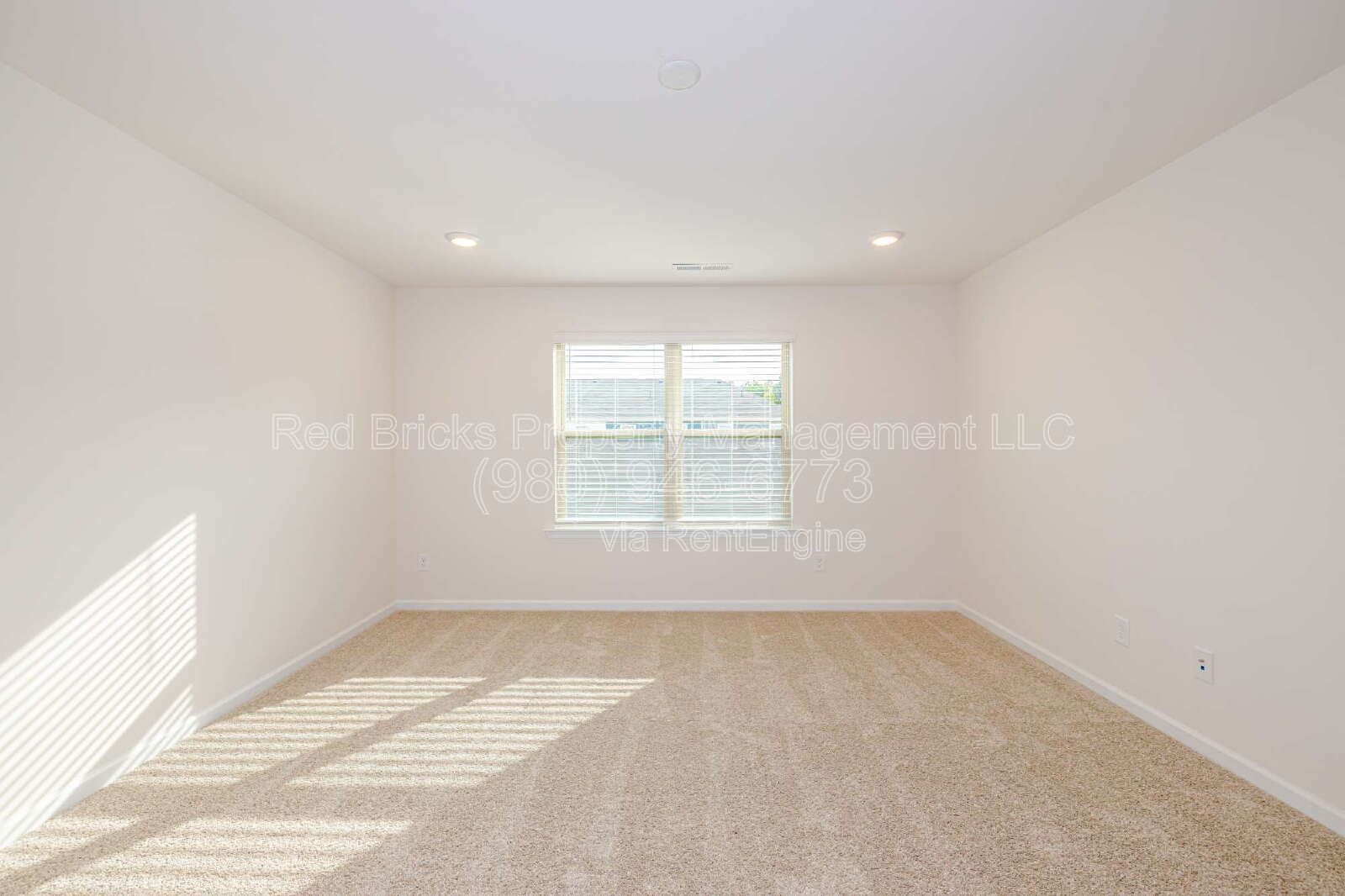Like-New 4BR Townhome with Dual Primary Suites & Loft! property image