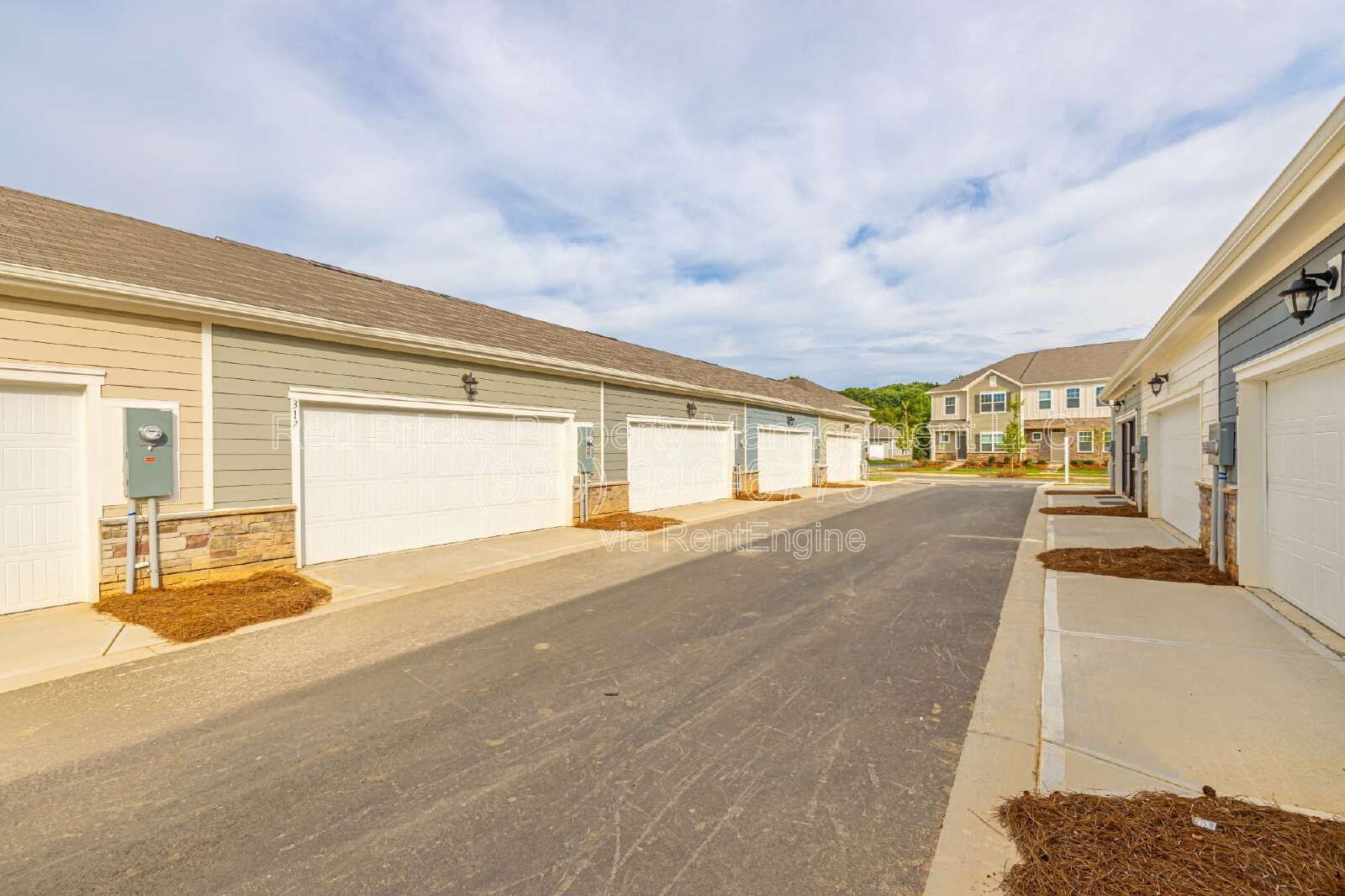 Like-New 4BR Townhome with Dual Primary Suites & Loft! property image