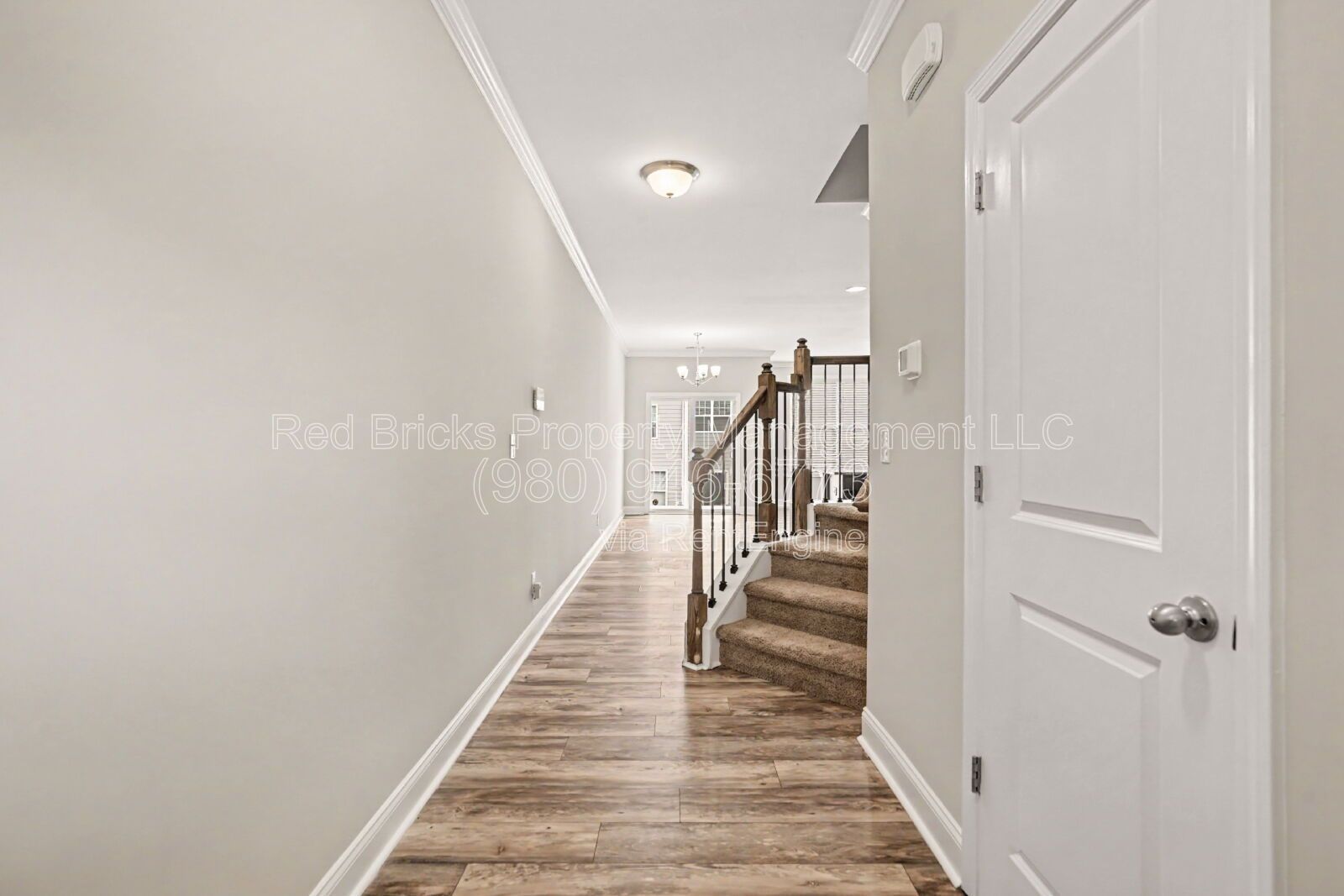 Charming 3BR Townhome in Woods at Davis Lake – Available Now! property image