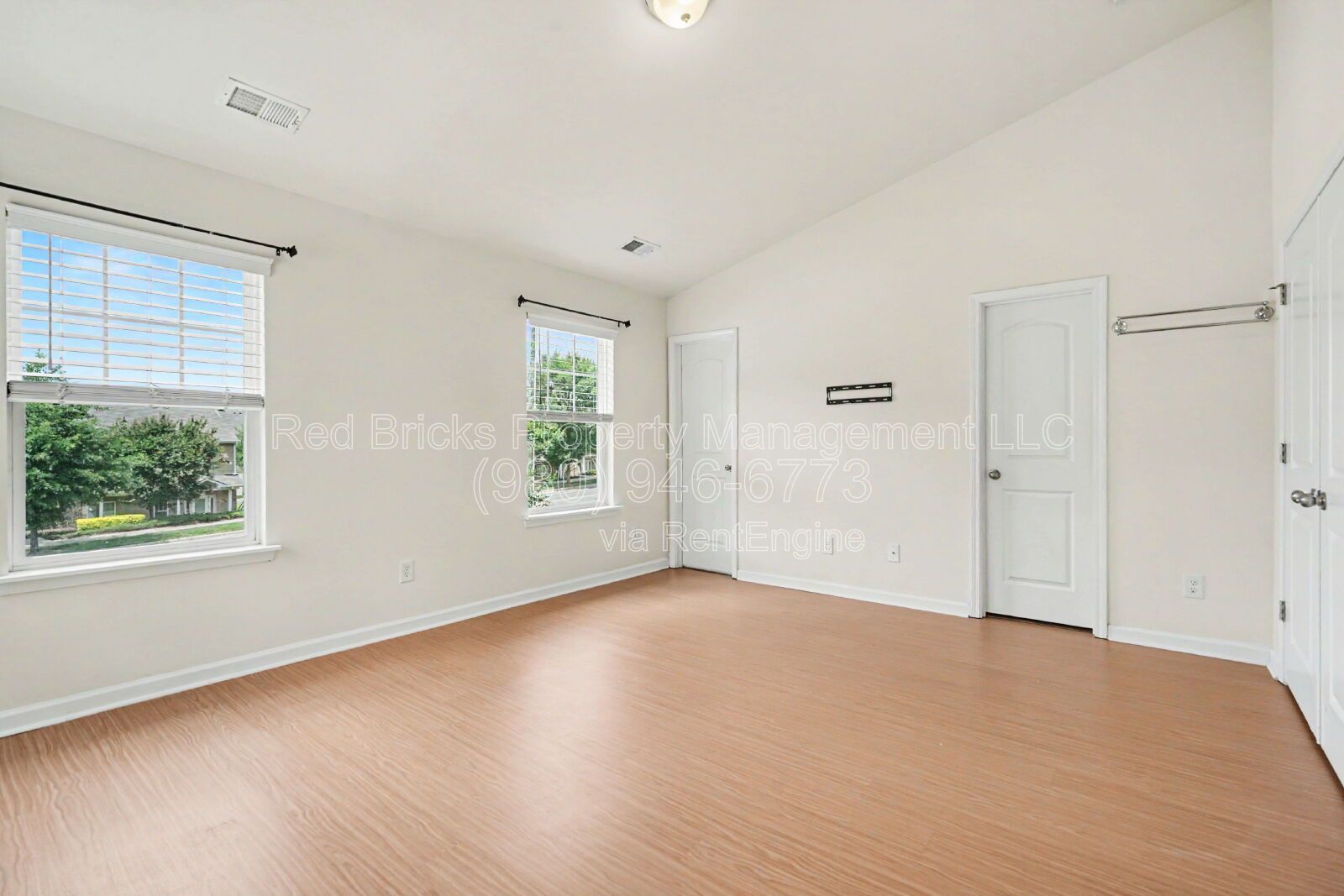 Stylish 3BR End Unit with Modern Finishes! property image