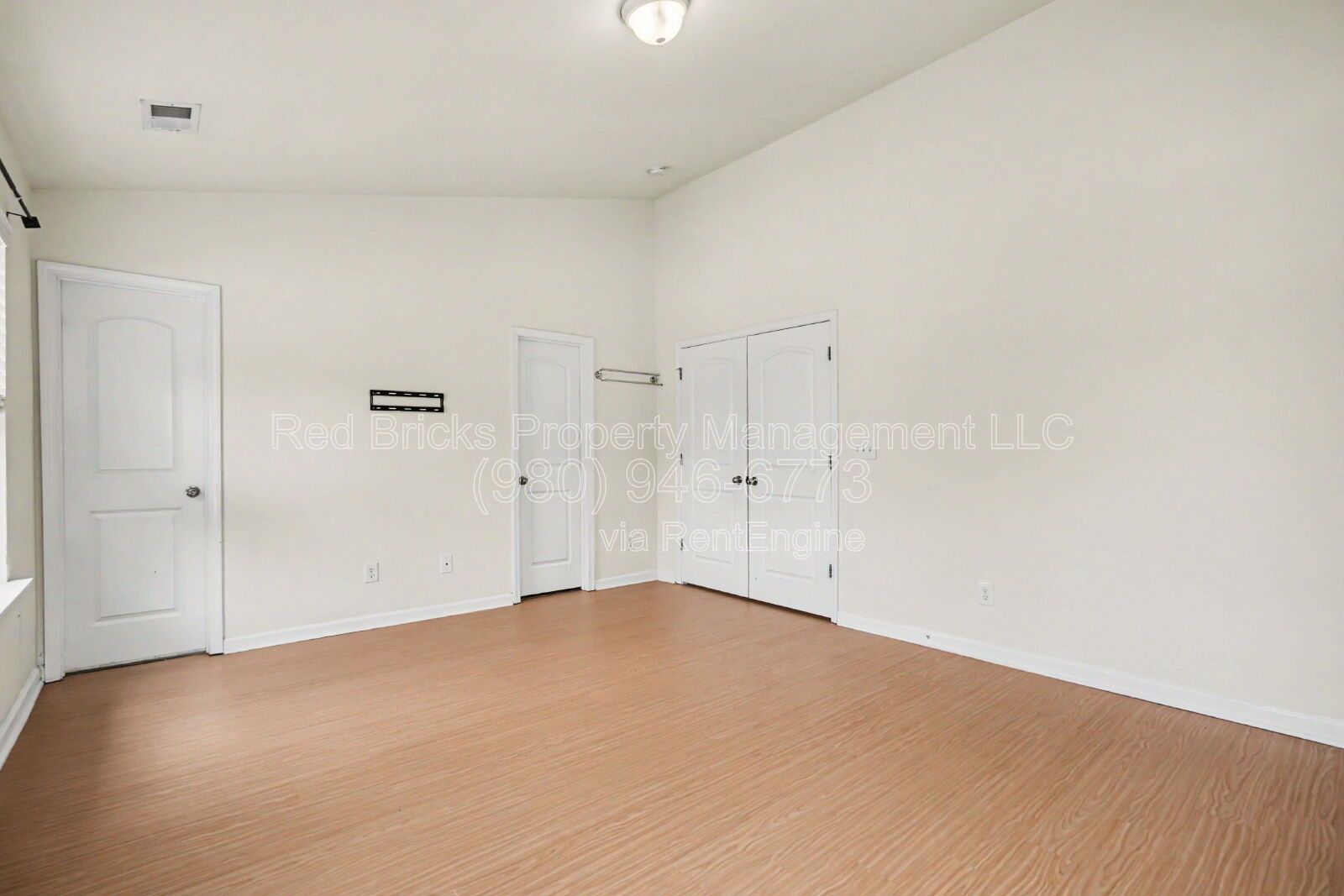 Stylish 3BR End Unit with Modern Finishes! property image