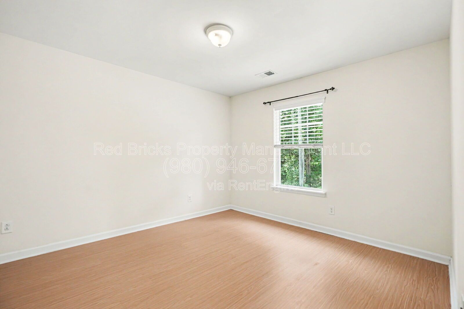 Stylish 3BR End Unit with Modern Finishes! property image