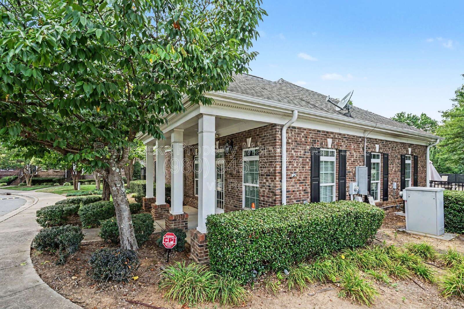 Stylish 3BR End Unit with Modern Finishes! property image