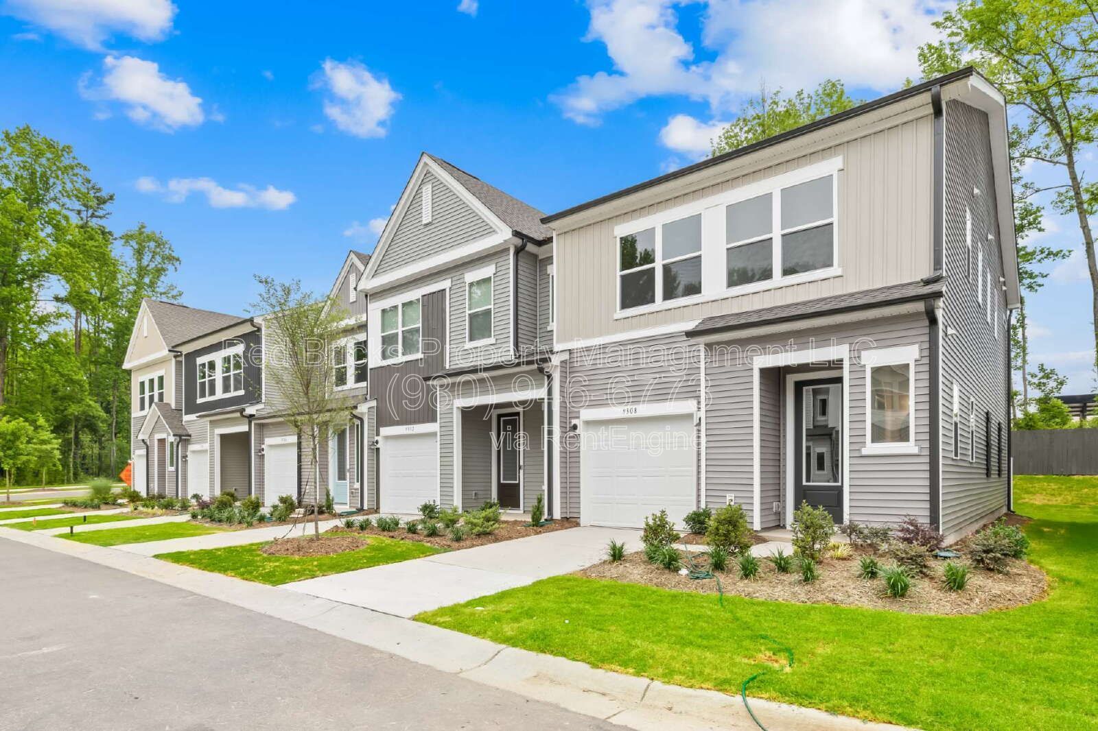 Like-New End-Unit + $500 Off First Month! property image