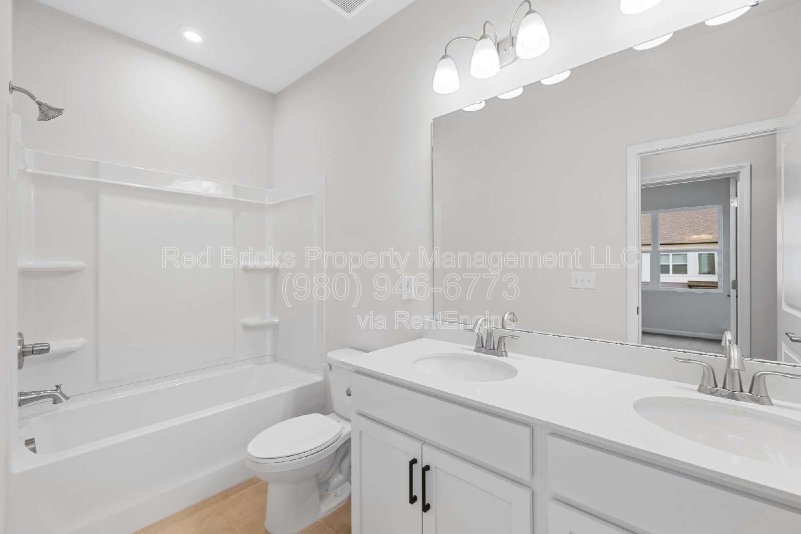 Like-New End-Unit + $500 Off First Month! property image