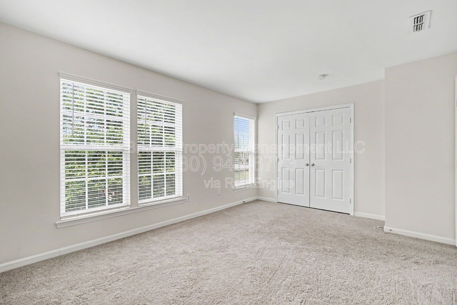 Move-In Ready 3-Story Townhome with Pool Access! property image