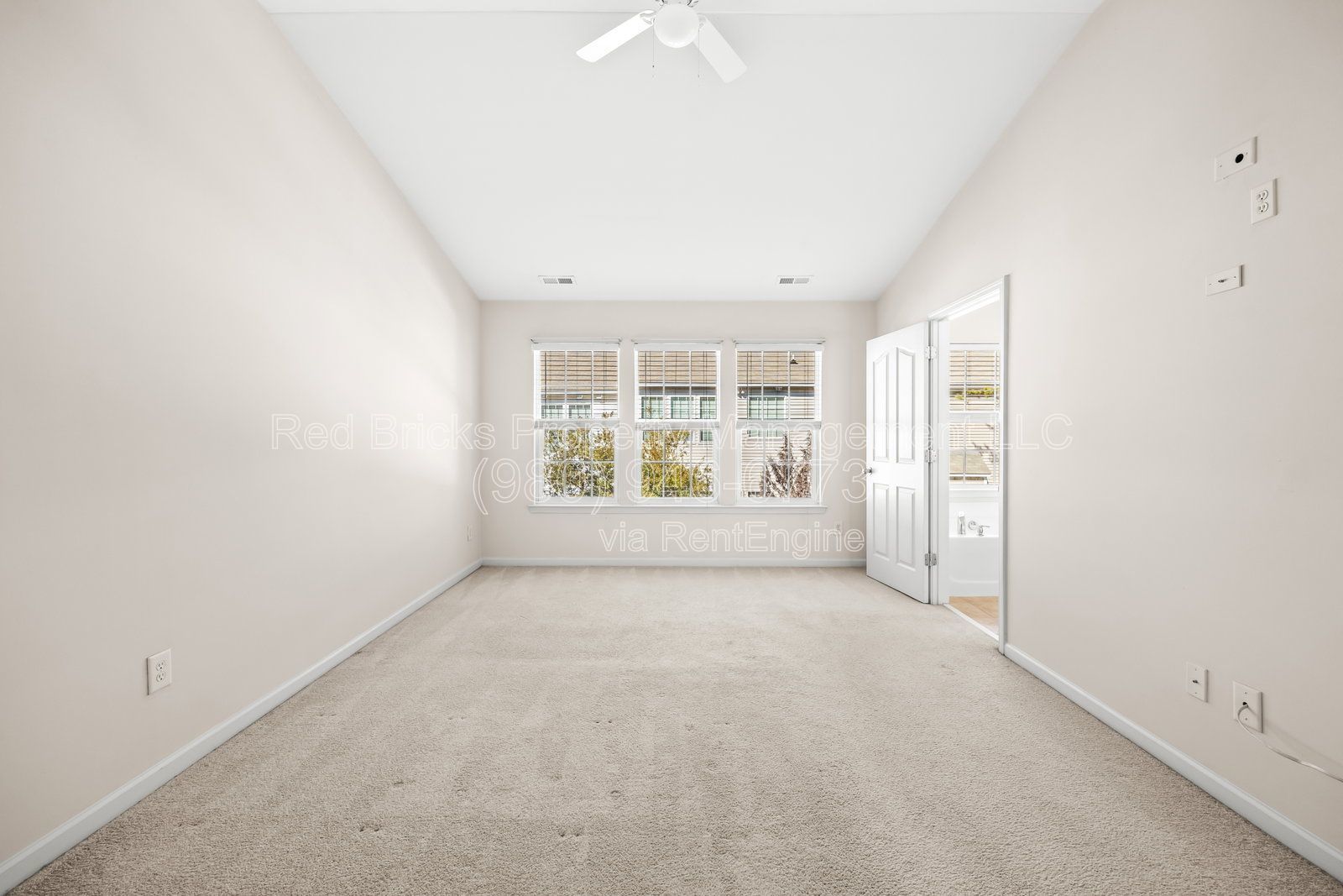Beautiful 3BR Townhome in Blakeney Preserve – Available Aug. 17! property image