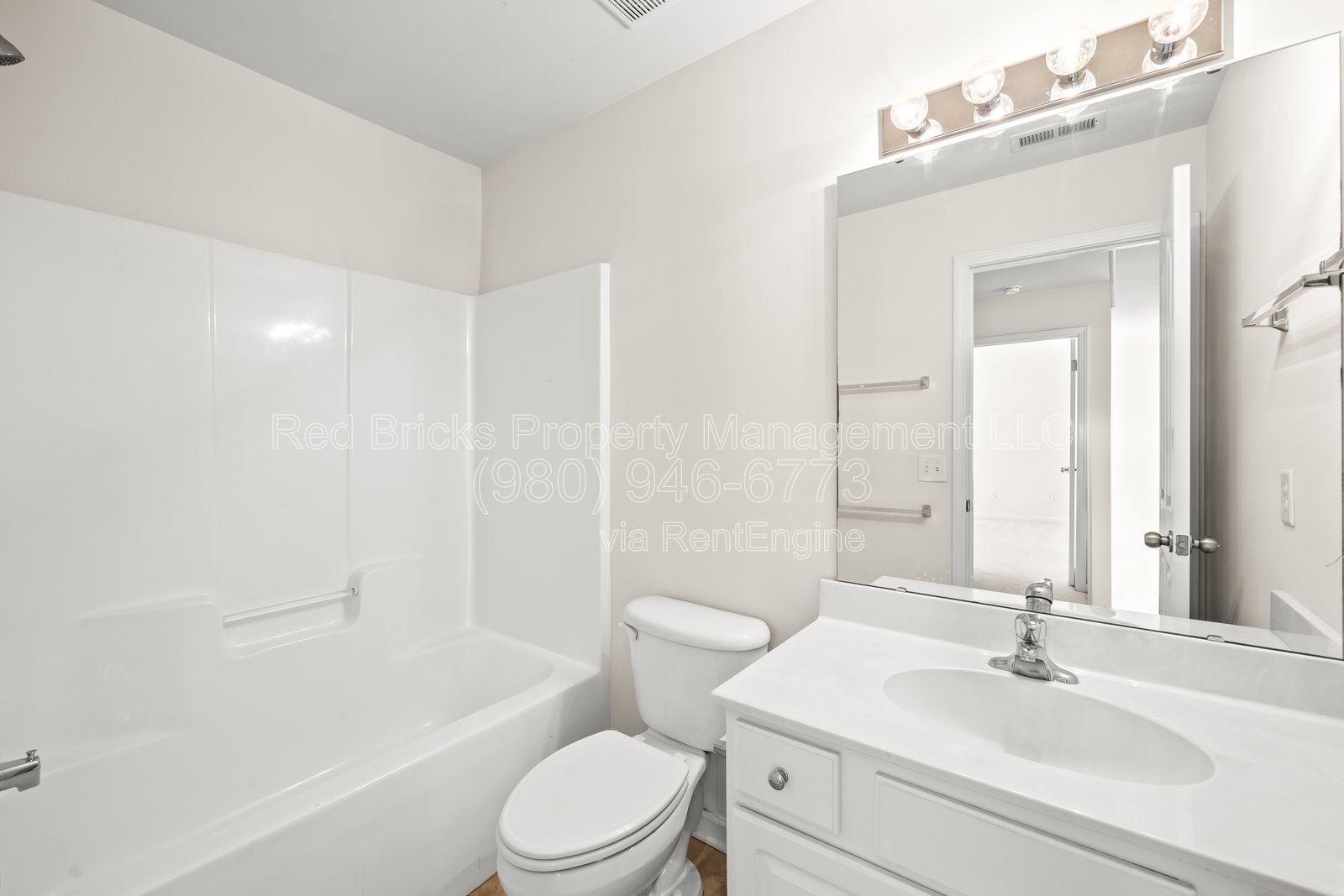 Beautiful 3BR Townhome in Blakeney Preserve – Available Aug. 17! property image