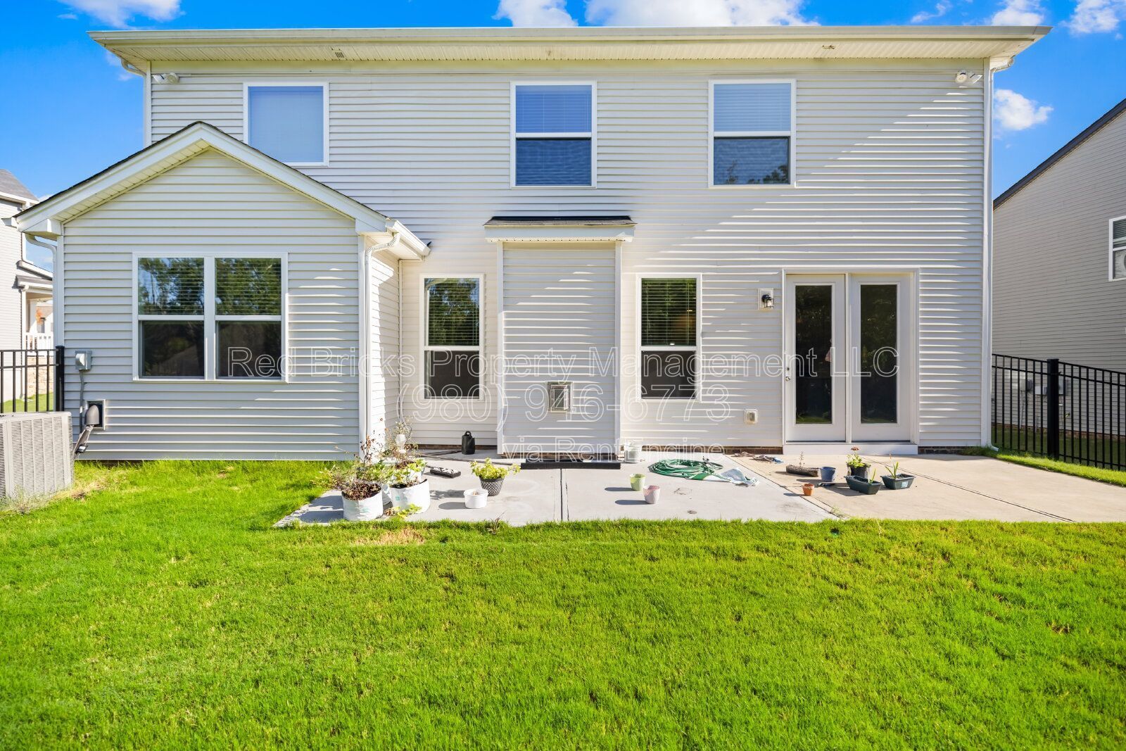 Beautiful 4BR Castlebrooke Home Available Sept. 17! property image