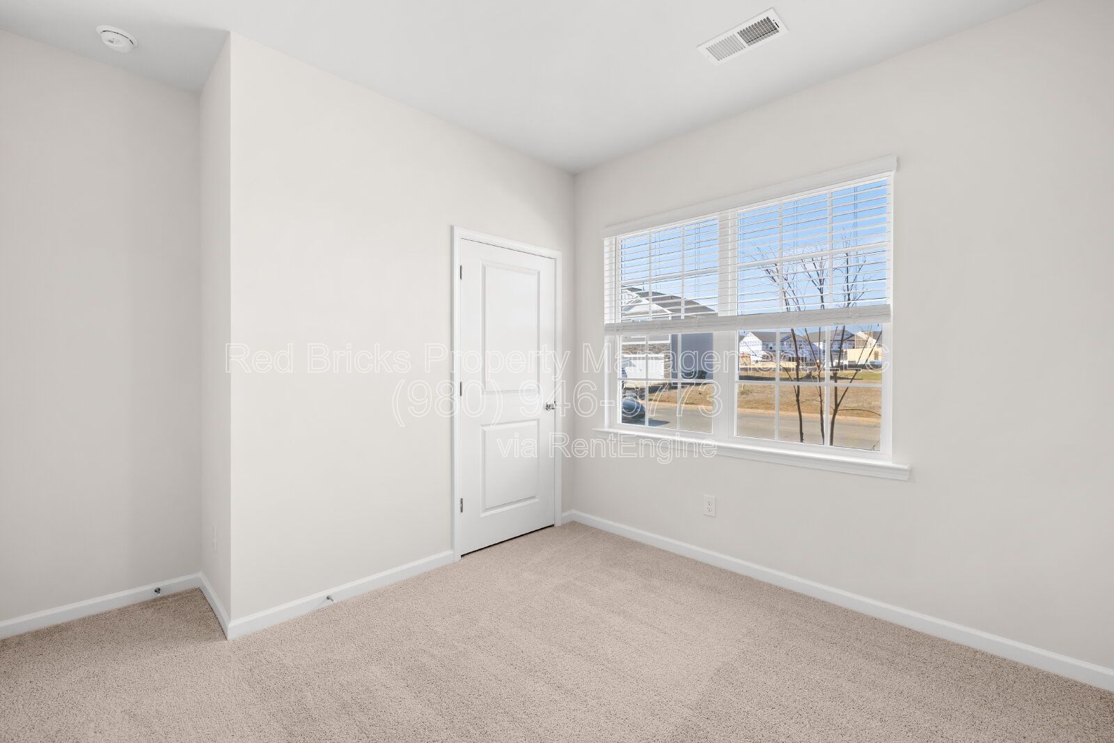 Easy One-Level Living in Secrest Commons! property image