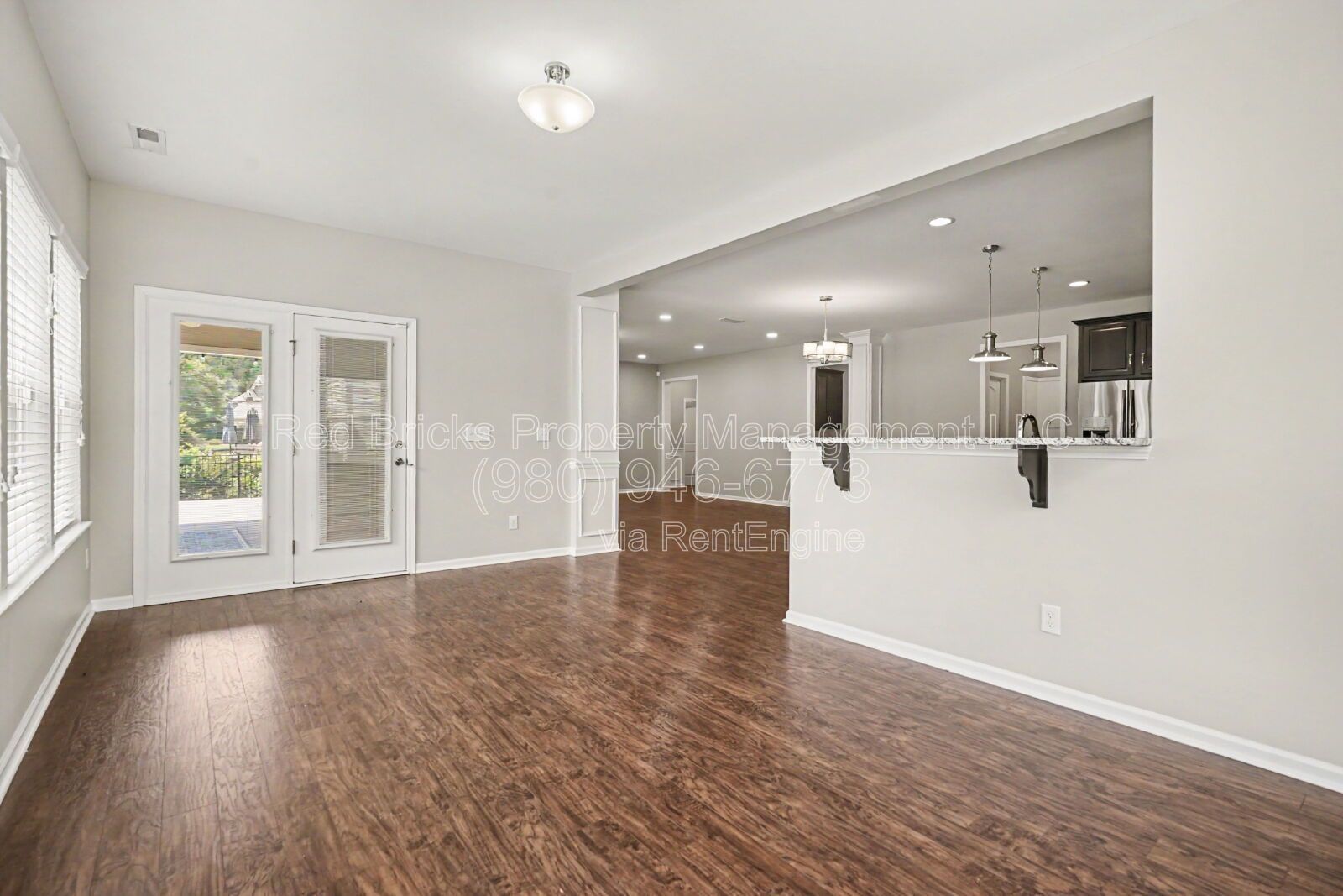 Spacious 5BR Home with Screened Patio – Available Now! property image