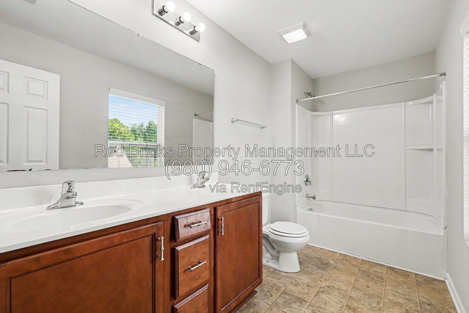 Charming 3BR Home with Fenced Yard – Available Now! property image