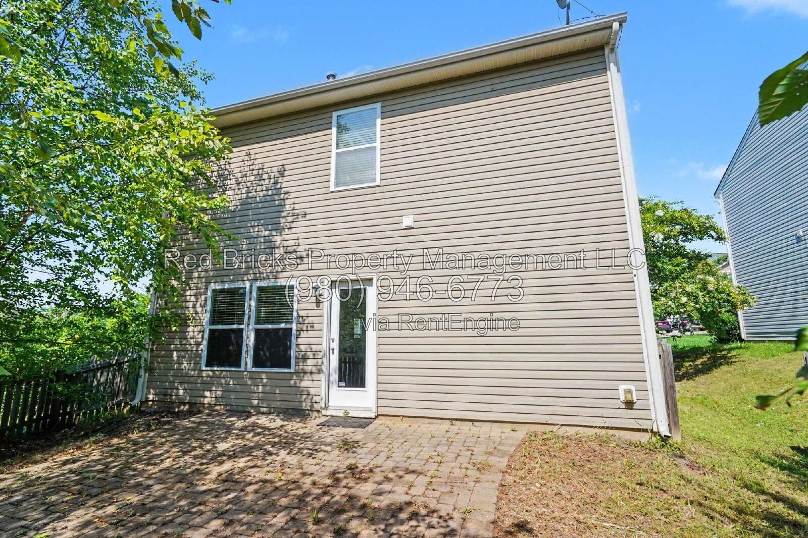 Charming 3BR Home with Fenced Yard – Available Now! property image