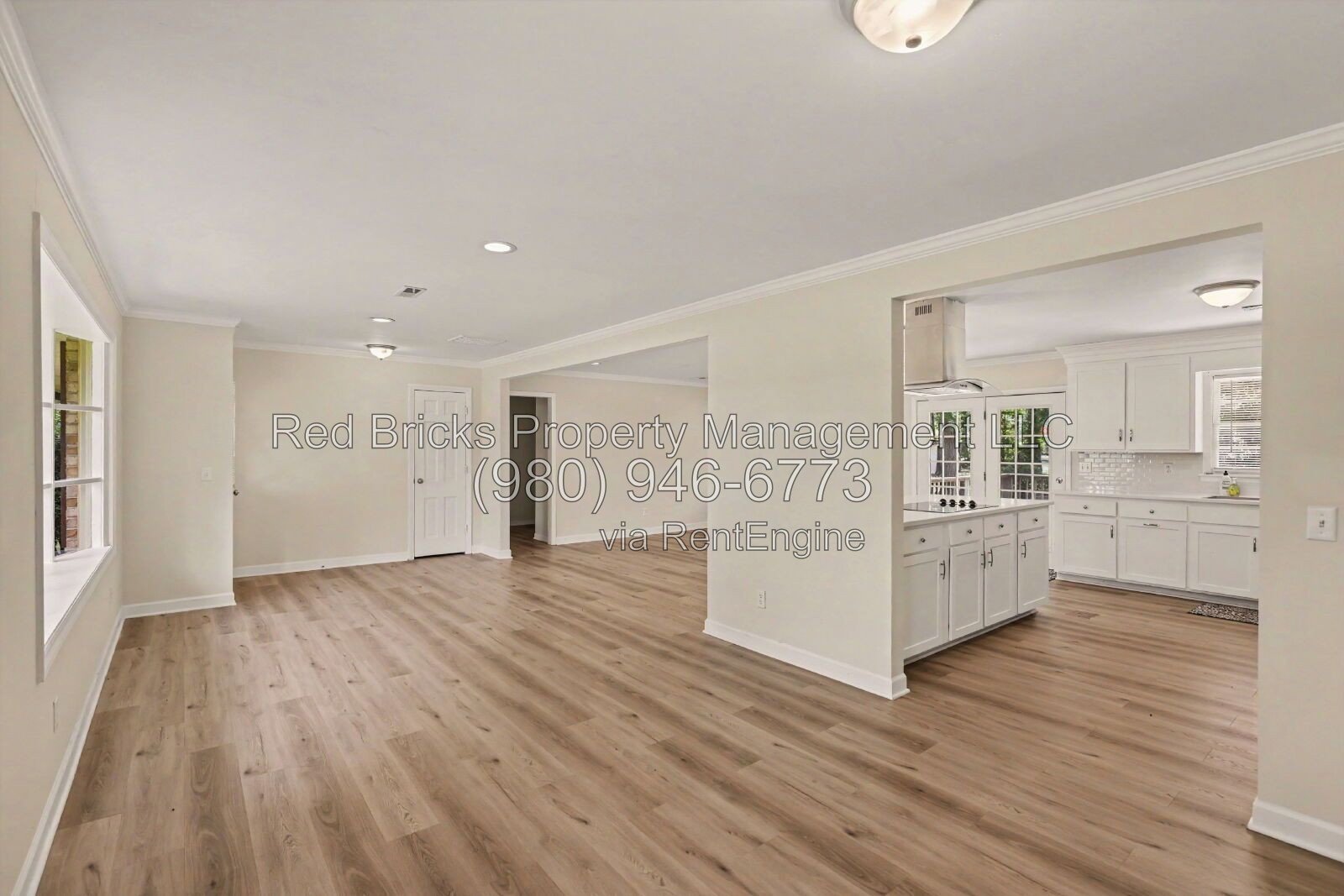 Beautiful Ranch Home with Deck & Double Oven! property image