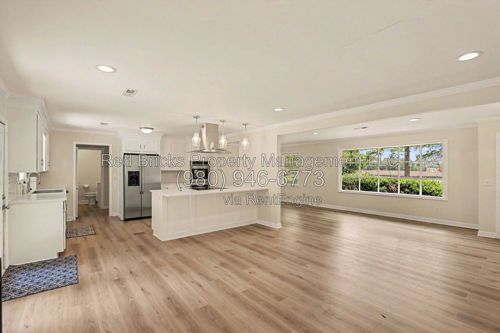Beautiful Ranch Home with Deck & Double Oven! property image