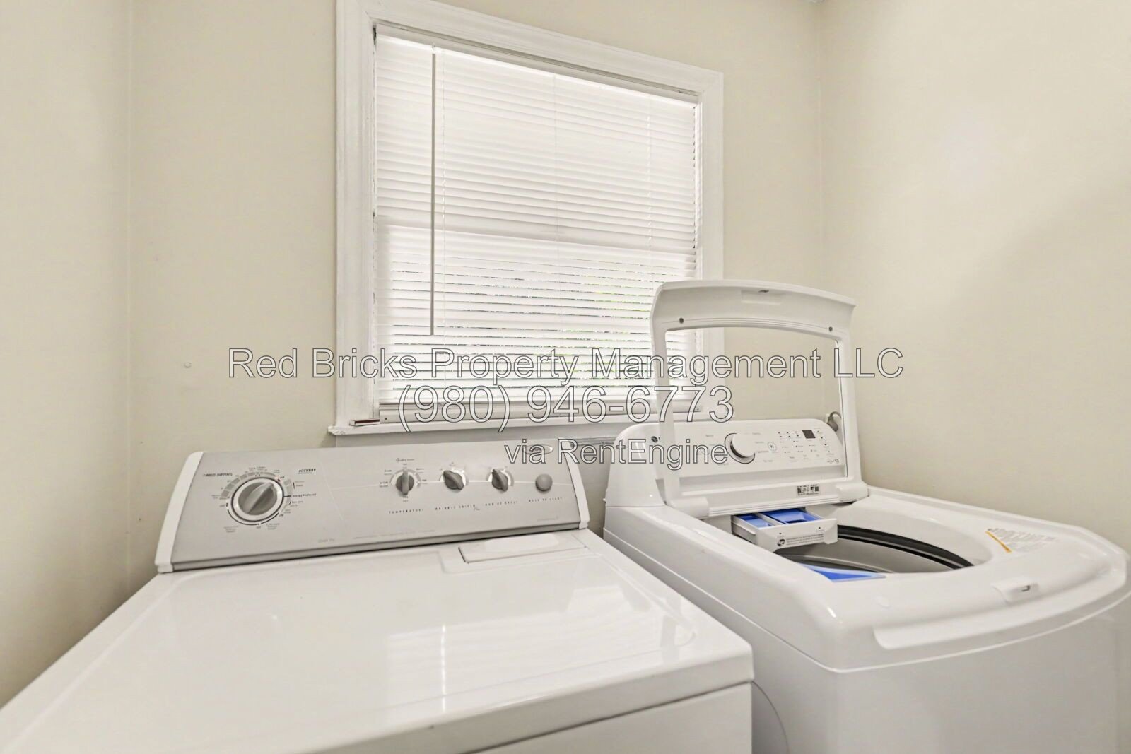 Beautiful Ranch Home with Deck & Double Oven! property image