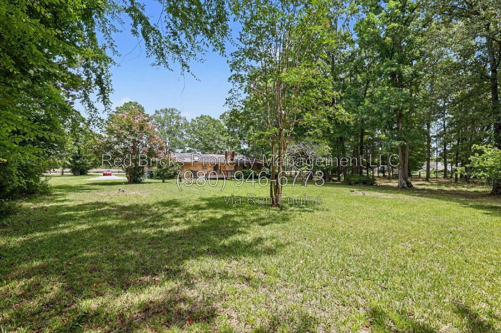Beautiful Ranch Home with Deck & Double Oven! property image