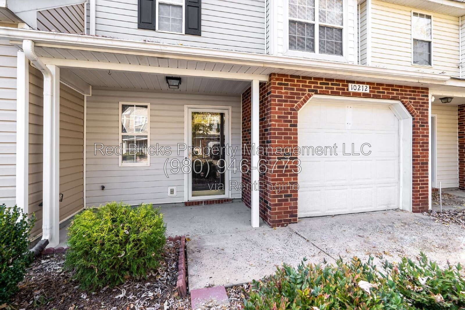 Beautiful 2BR Townhome – Available Sept. 17! property image