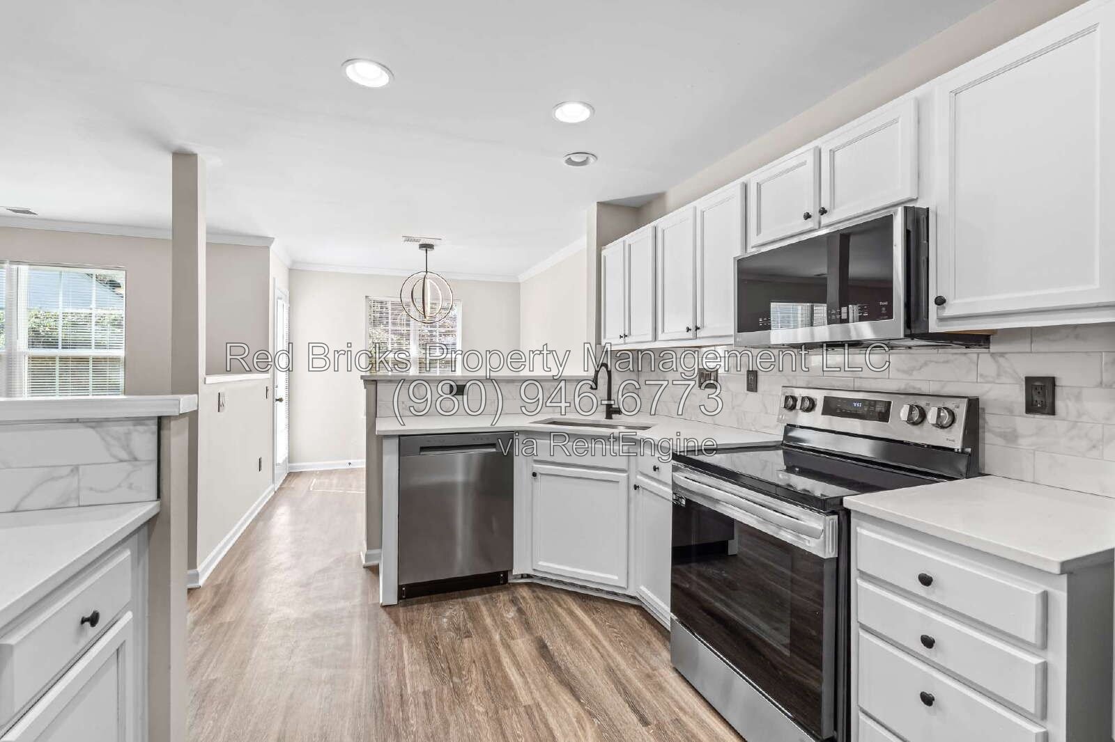 Beautiful 2BR Townhome – Available Sept. 17! property image