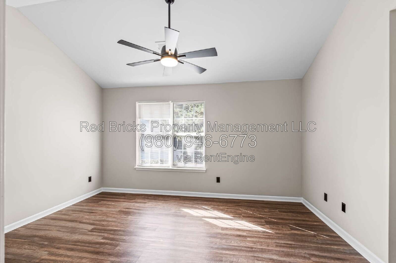 Beautiful 2BR Townhome – Available Sept. 17! property image