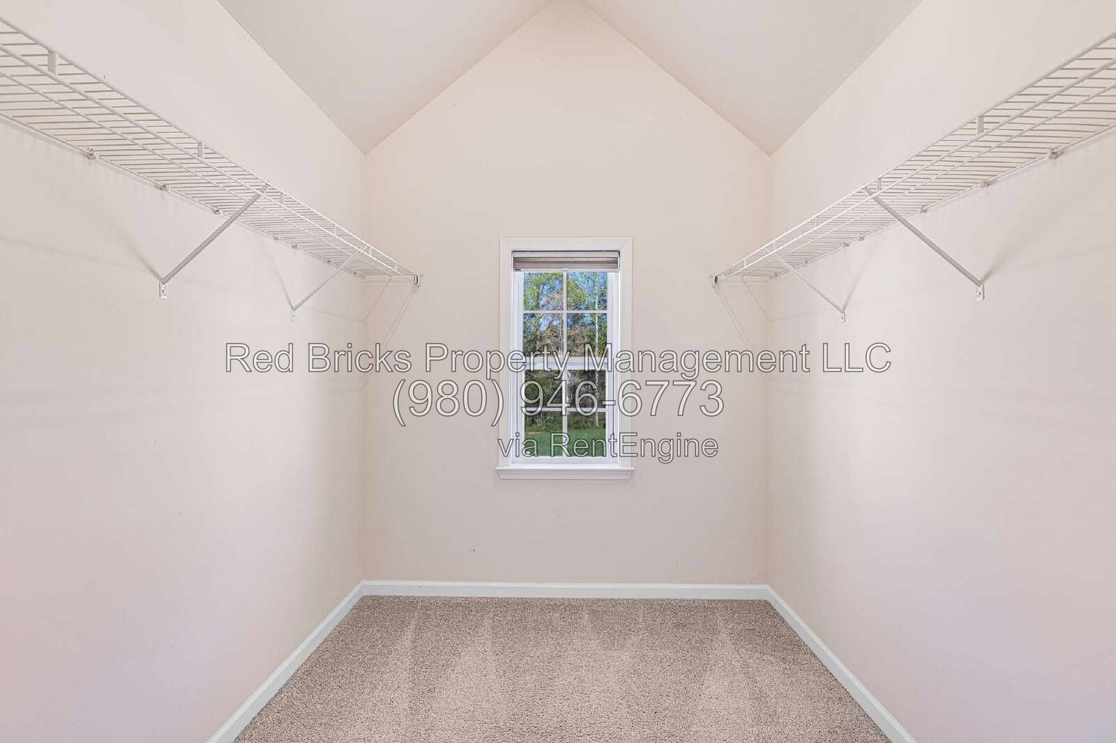 Spacious 5BR Home with Office in Oakhaven! property image