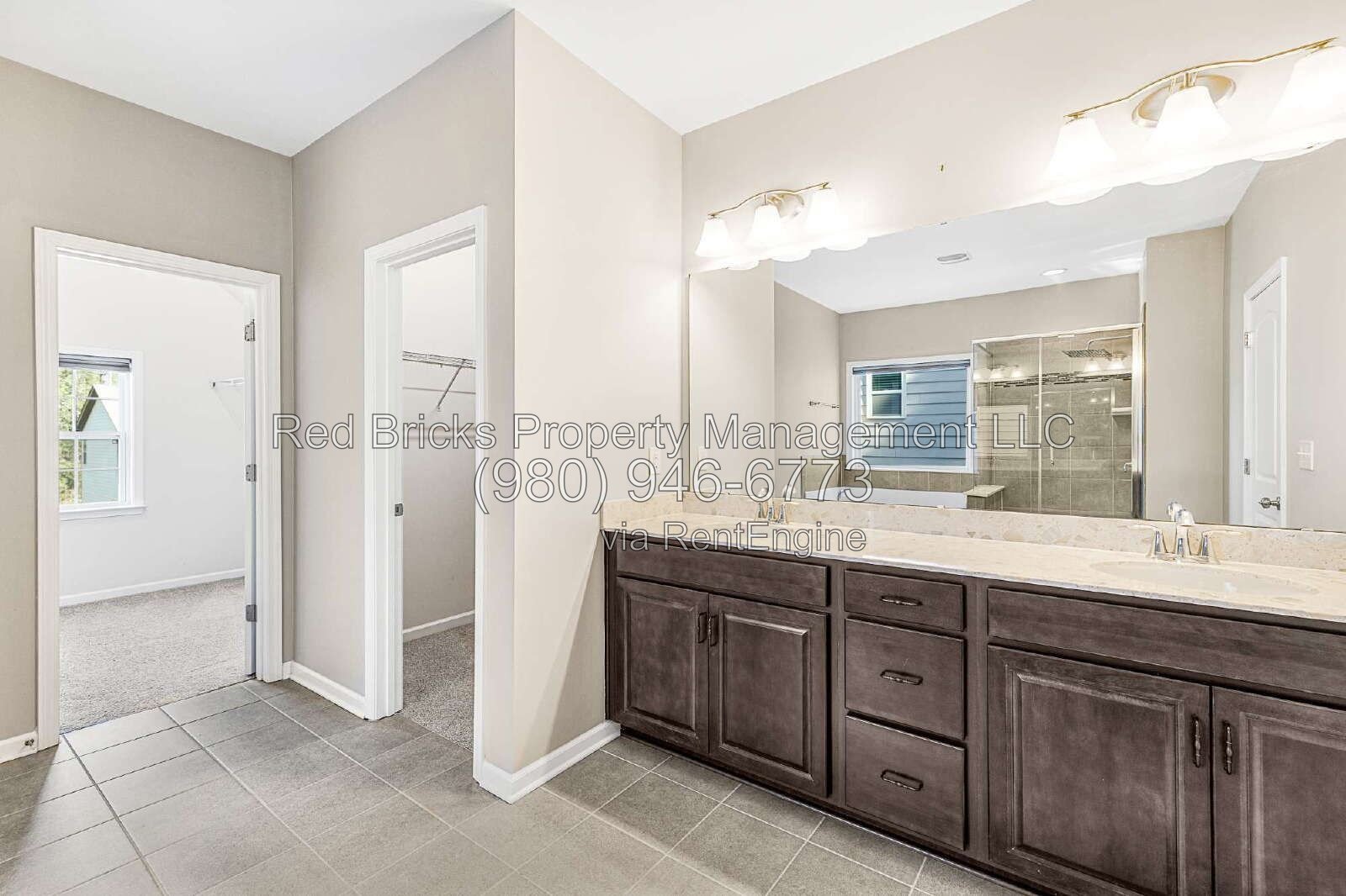 Spacious 5BR Home with Office in Oakhaven! property image