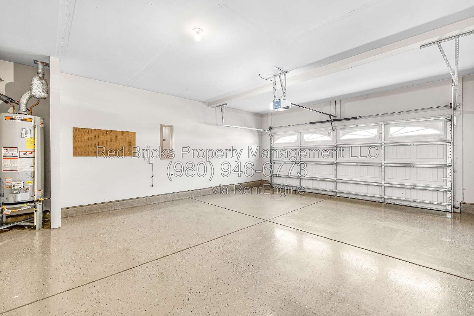 Spacious 5BR Home with Office in Oakhaven! property image