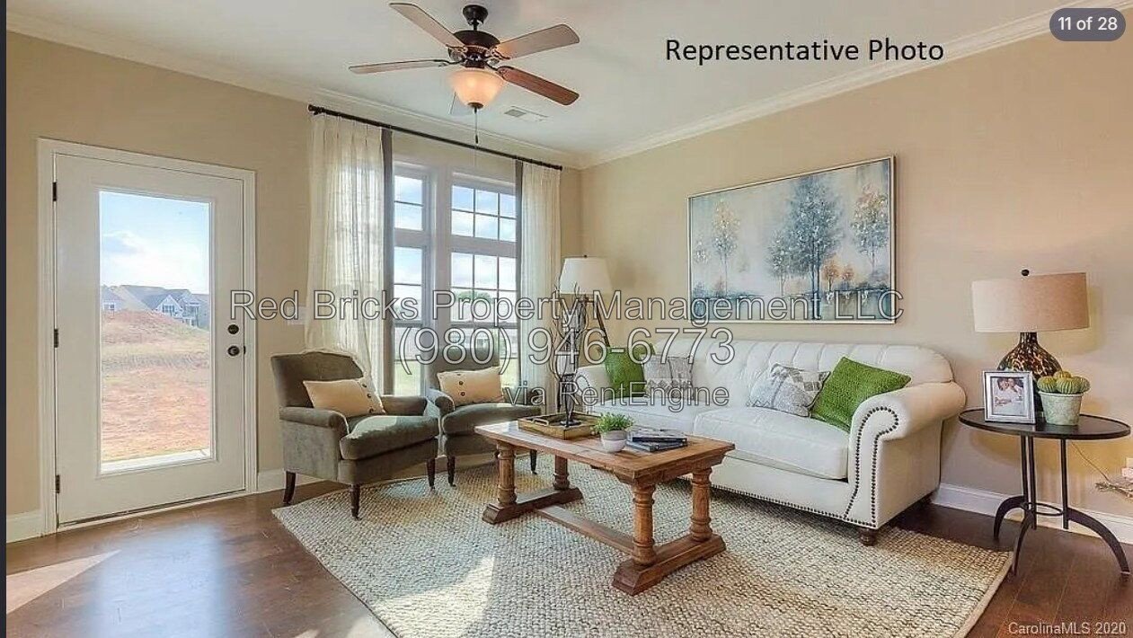 Like-New End-Unit Townhome with 4 Beds & Resort-Style Amenities! property image