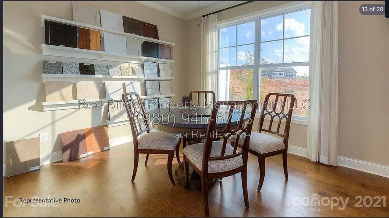 Like-New End-Unit Townhome with 4 Beds & Resort-Style Amenities! property image