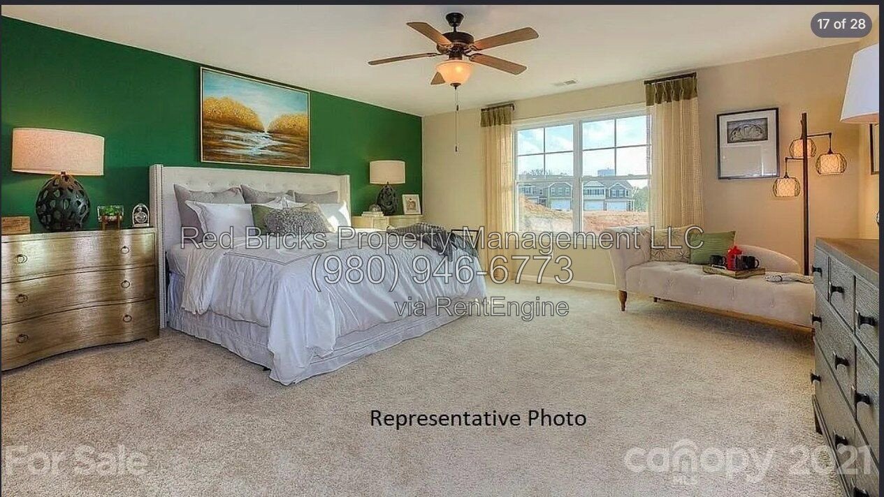 Like-New End-Unit Townhome with 4 Beds & Resort-Style Amenities! property image