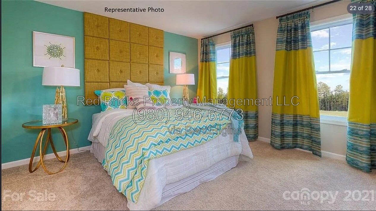 Like-New End-Unit Townhome with 4 Beds & Resort-Style Amenities! property image