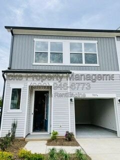 Move-In Ready End-Unit Townhome in Fifteen 15 Cannon! property image