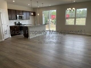Move-In Ready End-Unit Townhome in Fifteen 15 Cannon! property image