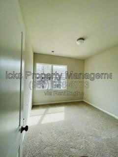 Move-In Ready End-Unit Townhome in Fifteen 15 Cannon! property image