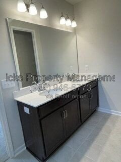 Move-In Ready End-Unit Townhome in Fifteen 15 Cannon! property image