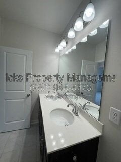 Move-In Ready End-Unit Townhome in Fifteen 15 Cannon! property image