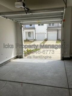 Move-In Ready End-Unit Townhome in Fifteen 15 Cannon! property image