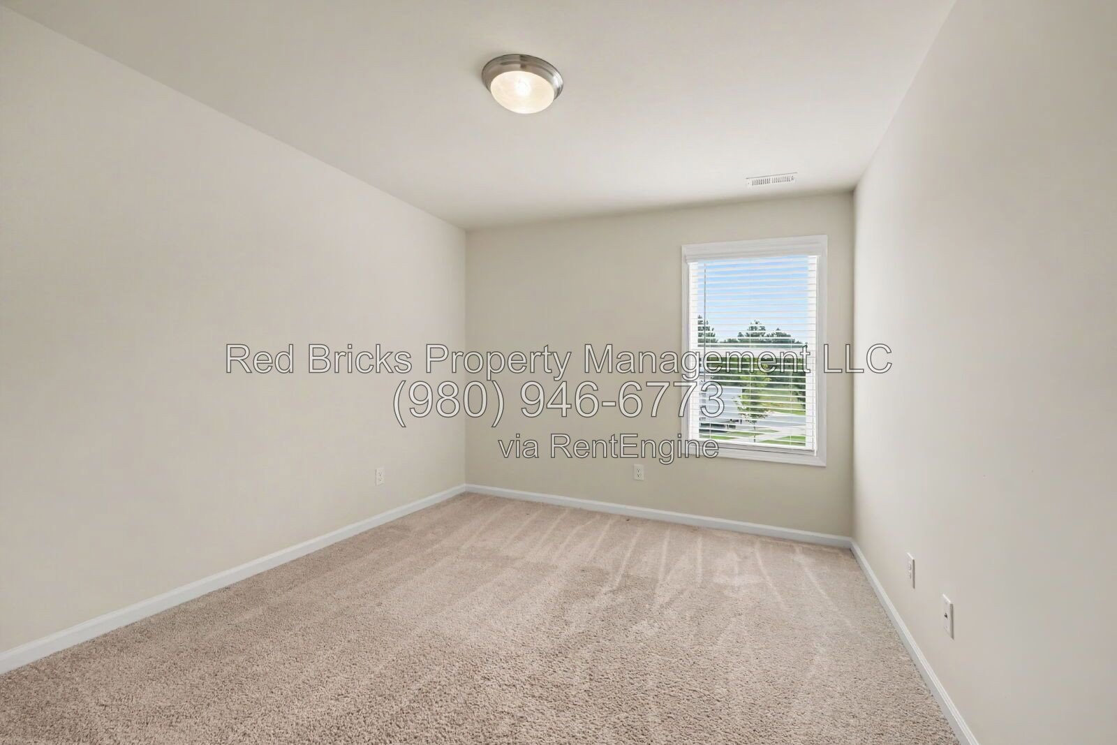 Modern End-Unit Living with Community Pool! property image