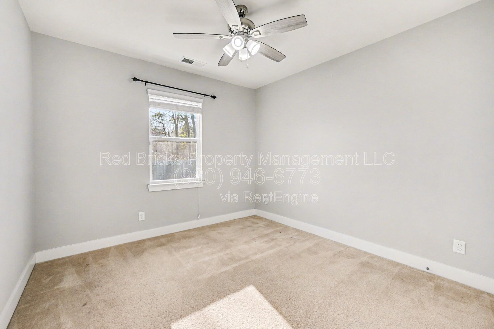 Like-New 4BR Home with Fire Pit in Dutchmans Ridge! property image