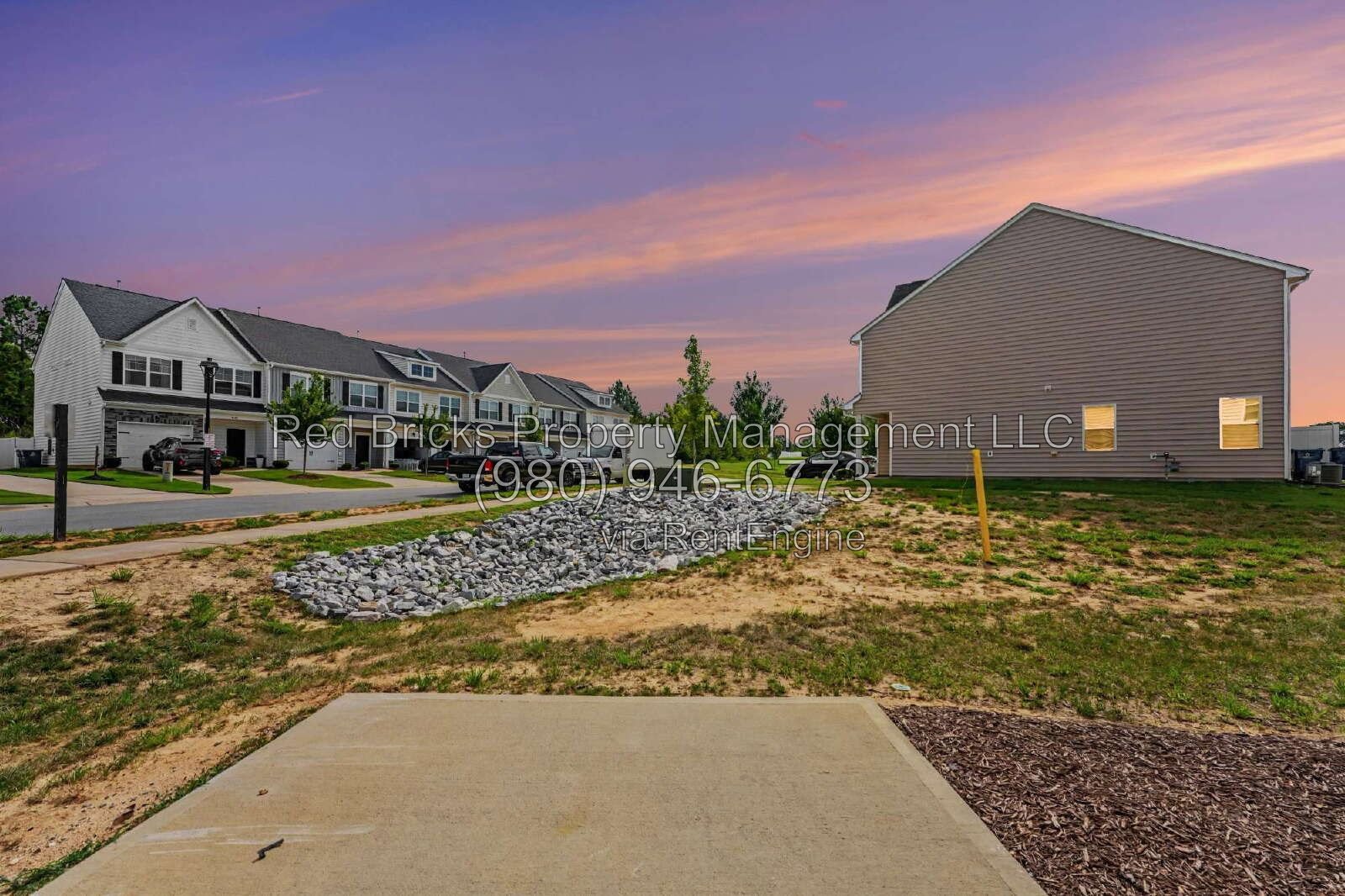 Modern End-Unit Living with Community Pool! property image