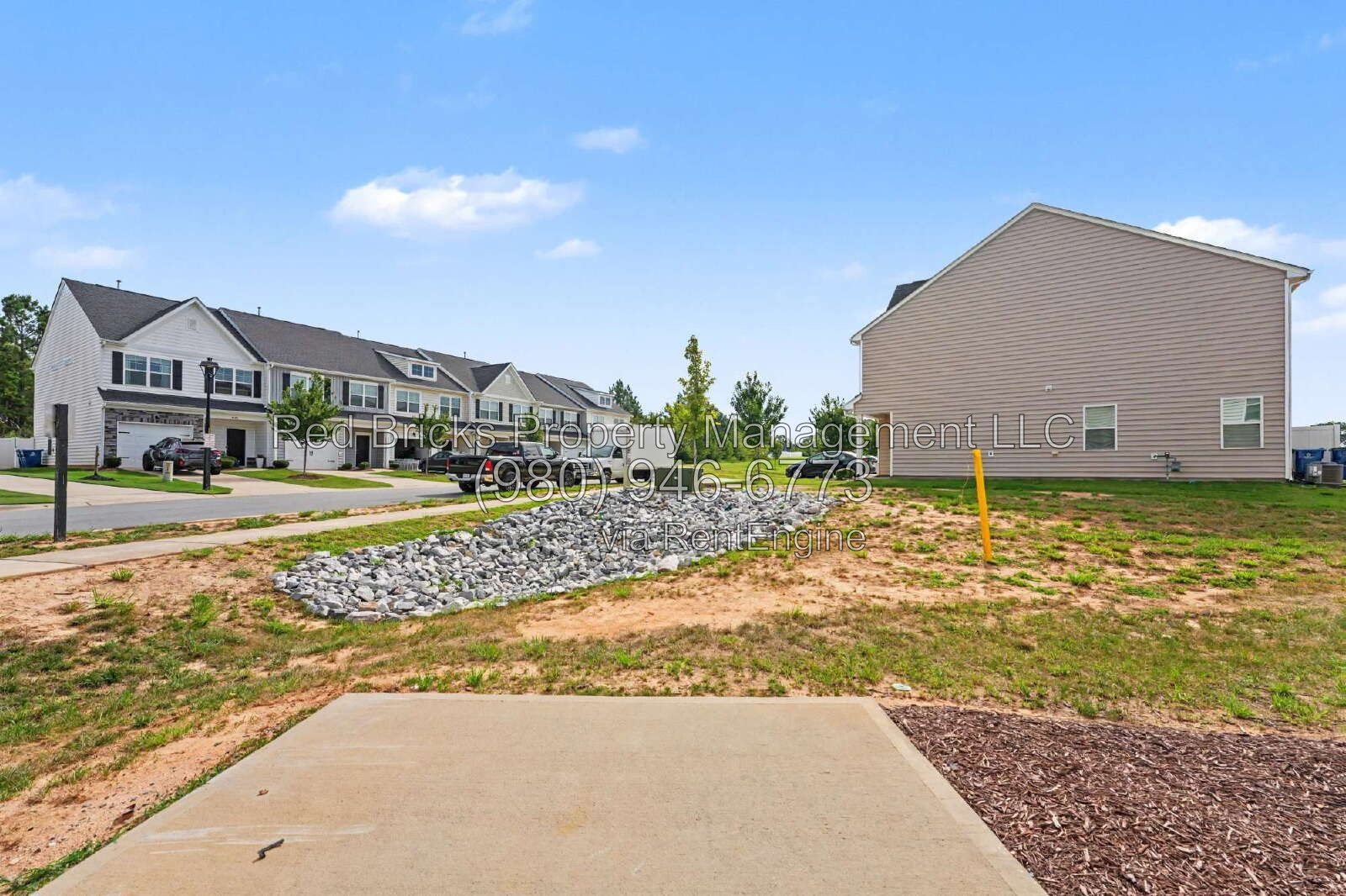 Modern End-Unit Living with Community Pool! property image