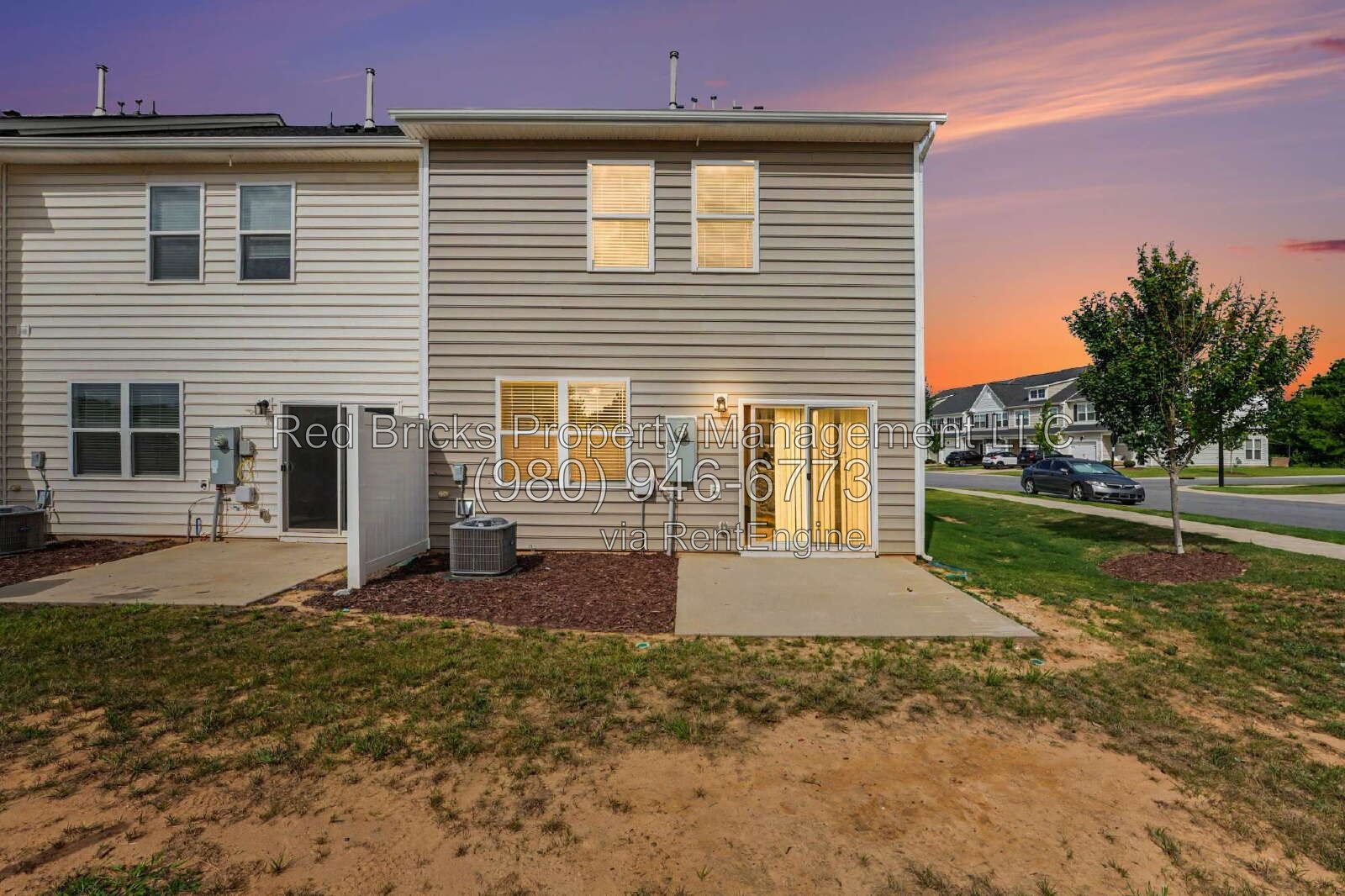 Modern End-Unit Living with Community Pool! property image