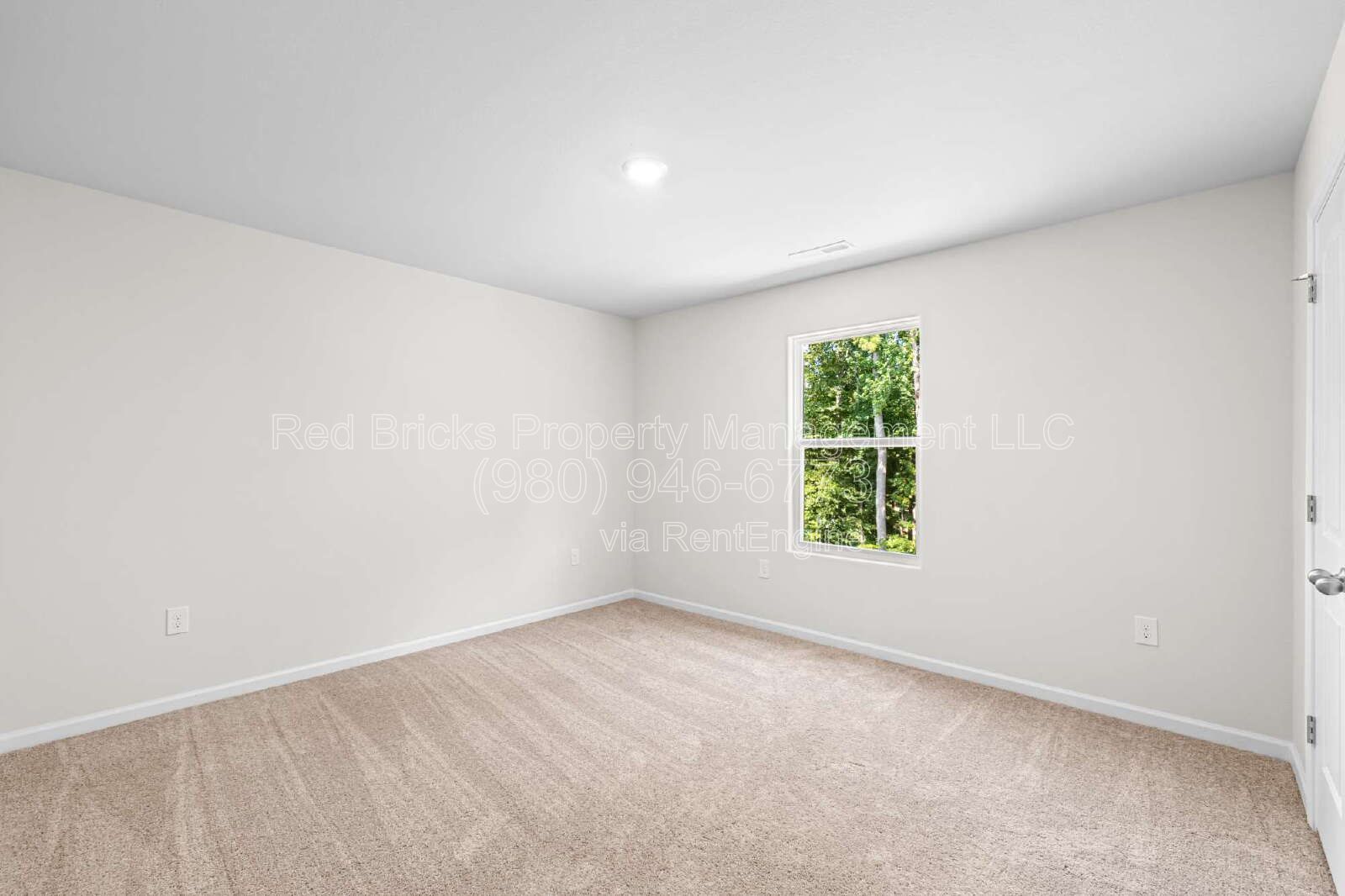 Move-In Ready 3BR Home with 2-Car Garage! property image