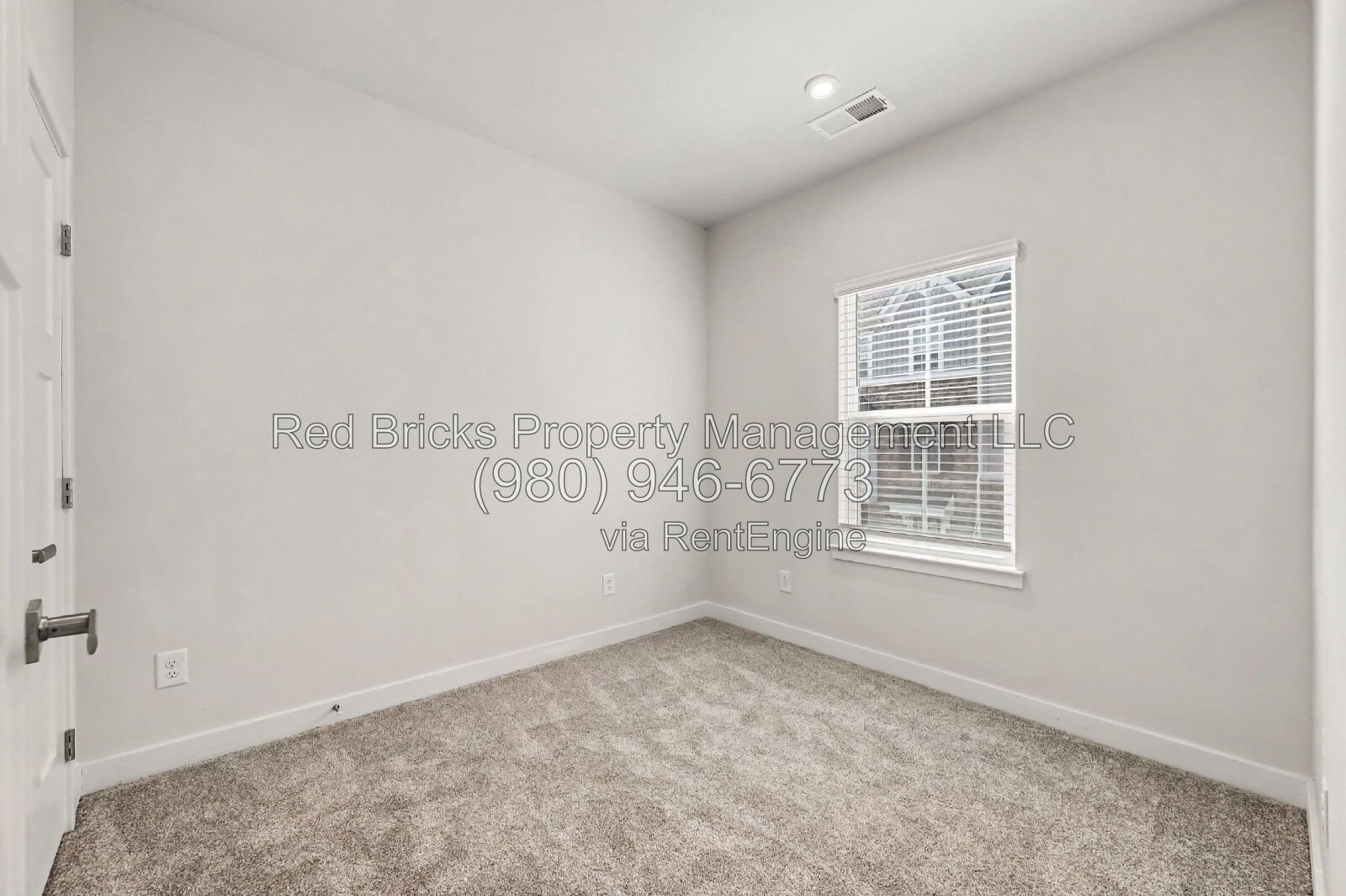 Stylish Townhome with Flex Space & 2-Car Garage property image