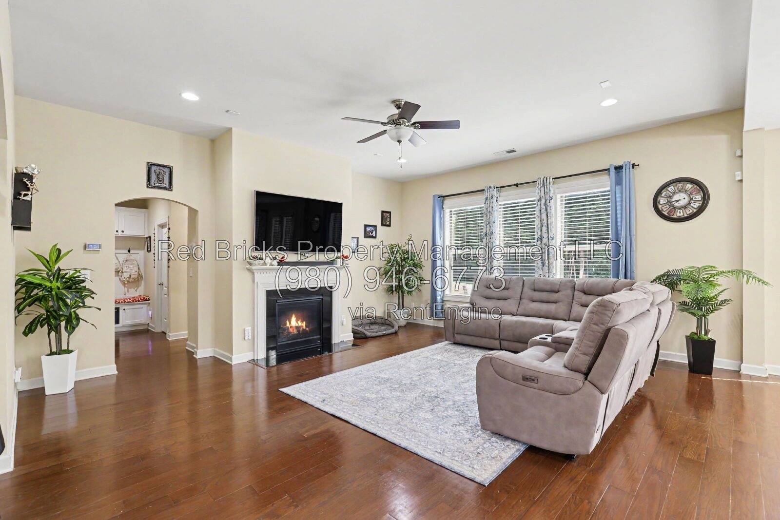 Beautiful 5BR Home in Lake Ridge – Available from September 22nd! property image