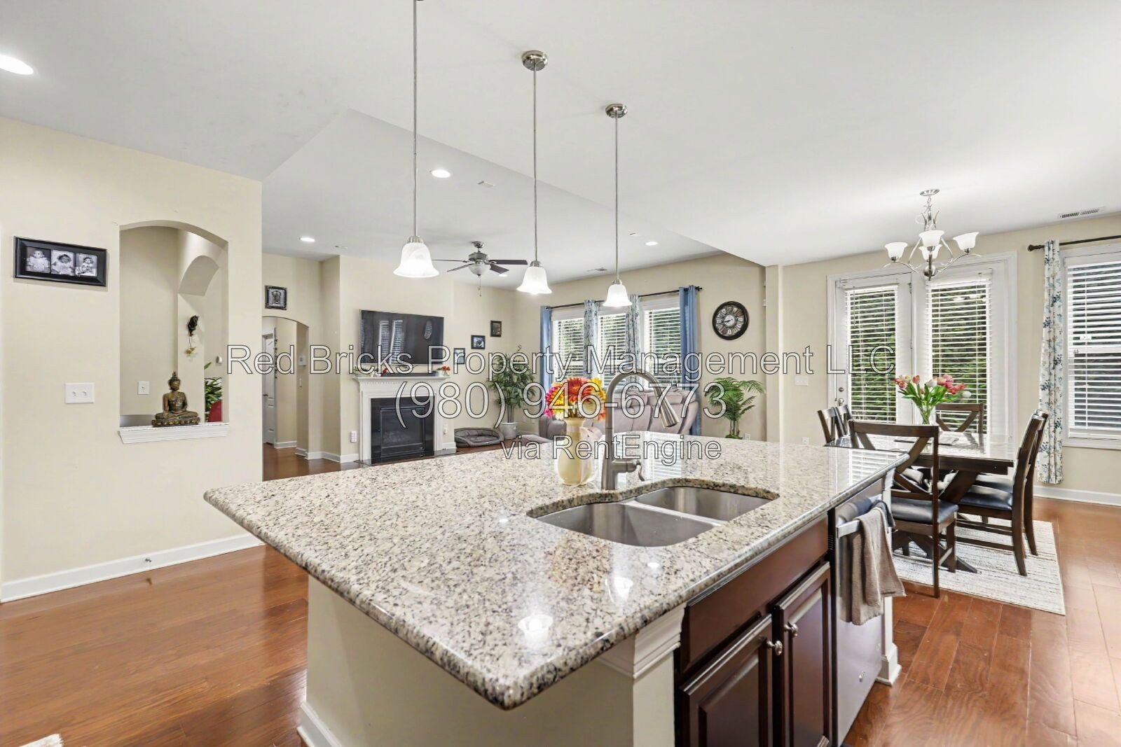 Beautiful 5BR Home in Lake Ridge – Available from September 22nd! property image
