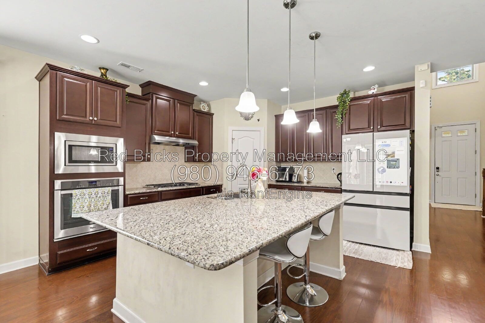 Beautiful 5BR Home in Lake Ridge – Available from September 22nd! property image