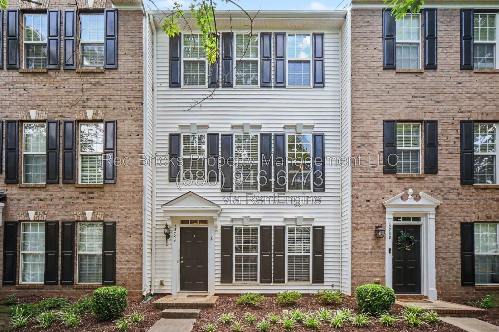 Stylish 3-Story Townhome in Kingsley – Available Now! property image